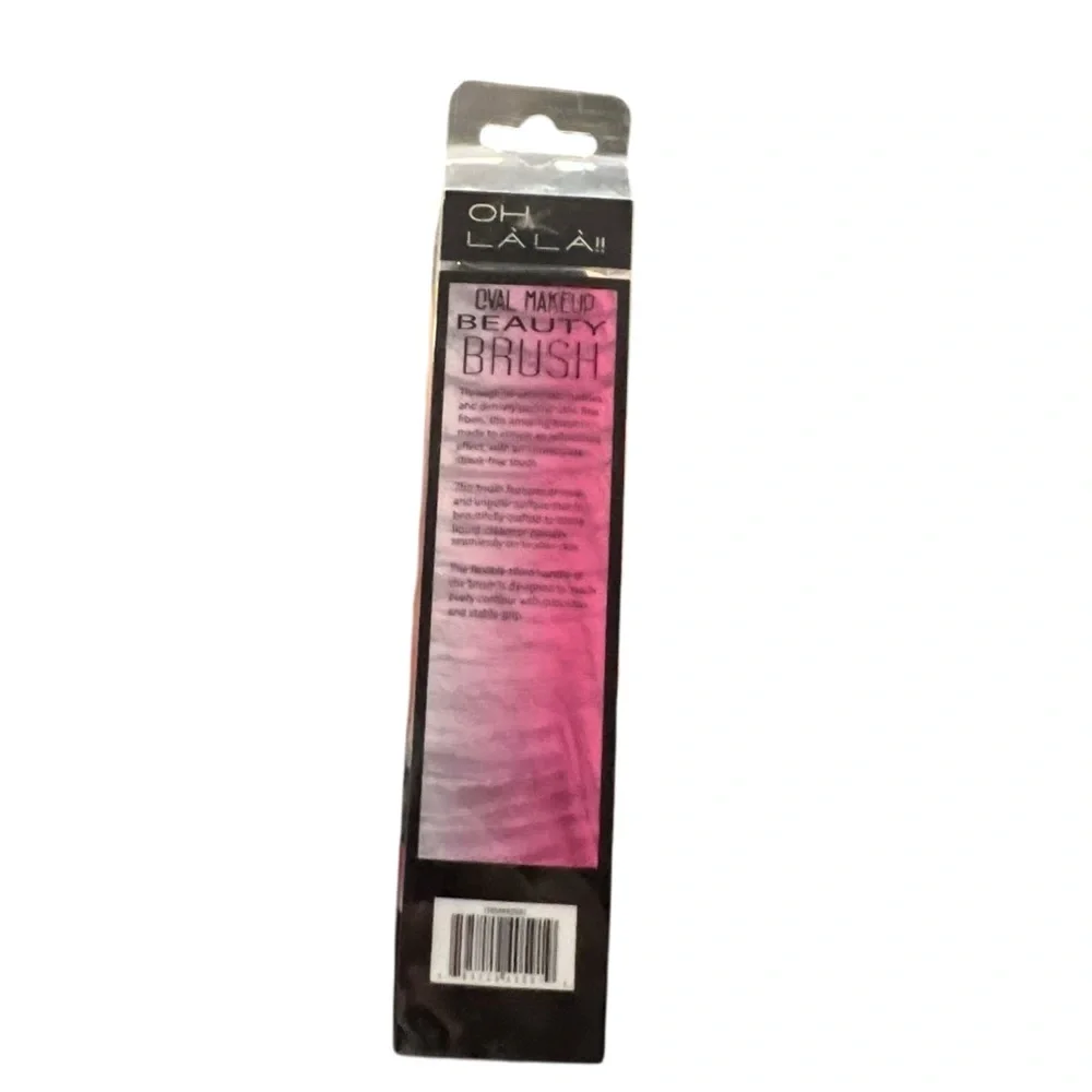 Oh La La!! Oval Makeup Beauty Brush Flexible Tilted Handle‎ Velvet Bristles NEW